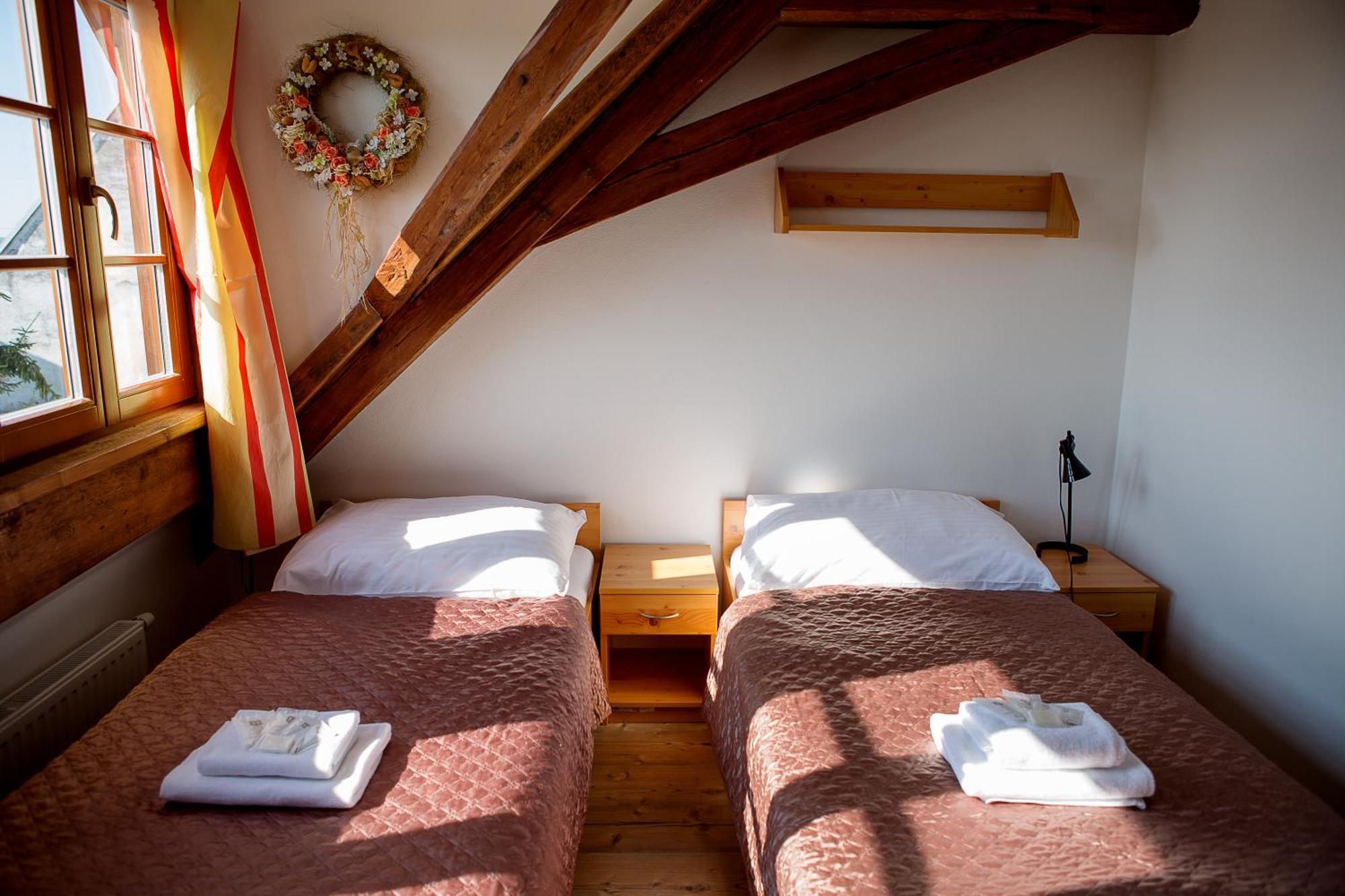 Wellness Hotel & Minipivovar Knezinek Ceske Budejovice Ngoại thất bức ảnh